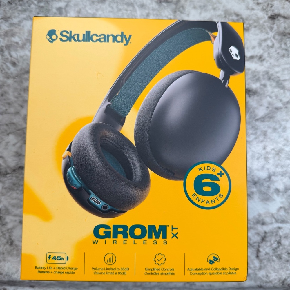 New | Skullcandy Grom Wireless XT Bluetooth Headphones for Kids